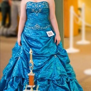 Blue alyce designs Prom/ pageant dress ball gown 6